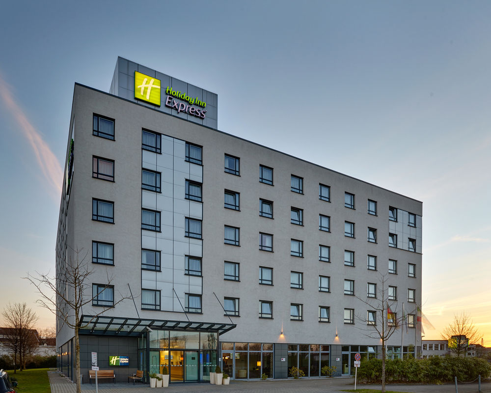 Holiday Inn Express Duesseldorf City Nord image 1